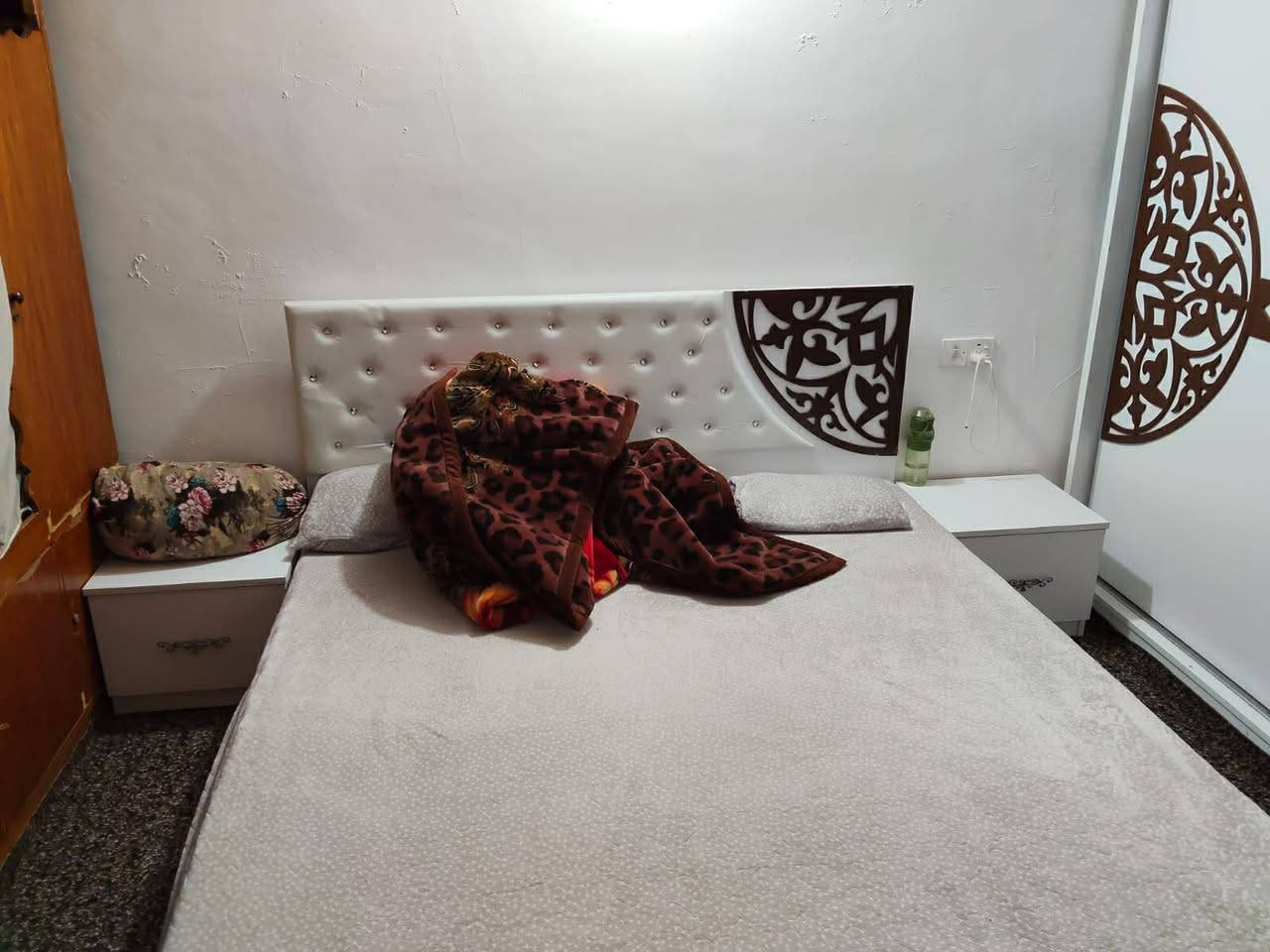 سعر ٤٠٠نظيفه عددقطعه٦عنوان تحرير بيهامجال


**إذا كنت صاحب هذا الإعلان وتريد حذفه لأي سبب، رجاءا أرسل رسالة إلى الدعم الفني**