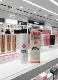 مبيض وجه • كاثي دول • تفتيح طبيعي