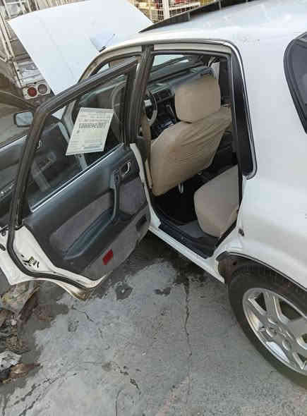 سلام عليكم مسبوشي كلنت موديل 89 محرك 1800 سوناتا البارحه شديته بعده بل جيس سنويه ل28 رقم بغداد دولي شرط الوكاله و التحويل سياره مكفوله كفاله عامه تخم تاير جدد صدر جديد سياره ربع ما اذب عليها تبريد بس غاز يرادله مكاني جلولاء السعر 48 و بيها مجال للطيبين رقمي ***********
