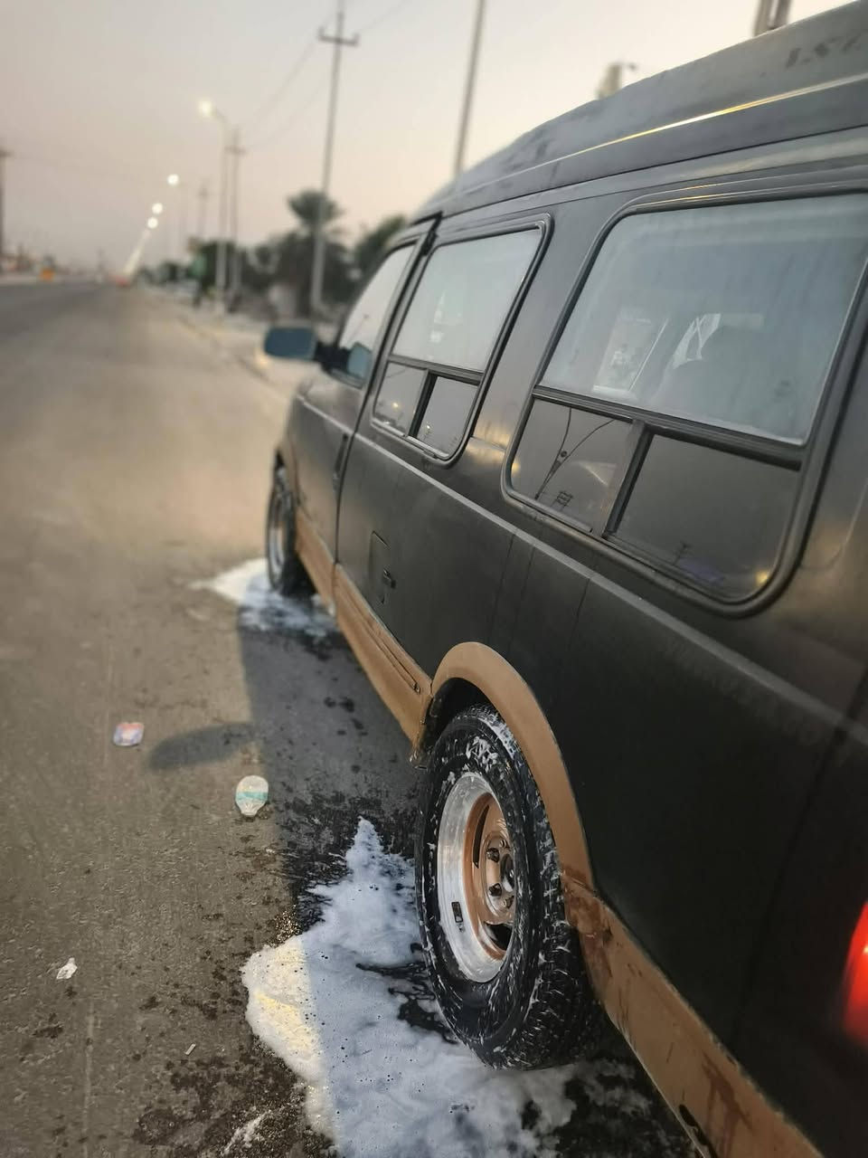 مراوس بكوري ياباني فان استرو 96

كير ومكينه خير من الله 6v  حلاب 
حداده من طول لطول جديده

سياره كاملة نقص بس كمبريسر مال تبريد 

مشروع وطني كربلاء رقمها راعيهه بل بصره 

الكشن الوسط موجود مع اسبير 

مكاني البصره الزبير 
 
***********
