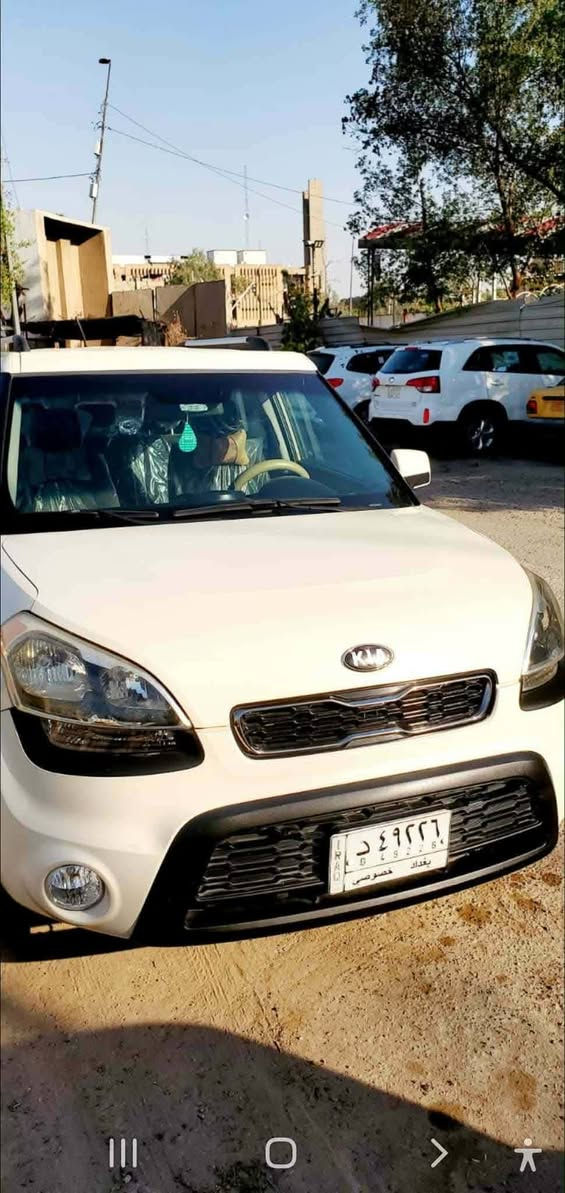 صول ١٣ حادث بسيط قطعه وحده ماشيه ٩٠ مكينه ١٦٠٠ gdi السعر ٩٦ السياره على وضع الشركه بغداد ***********
