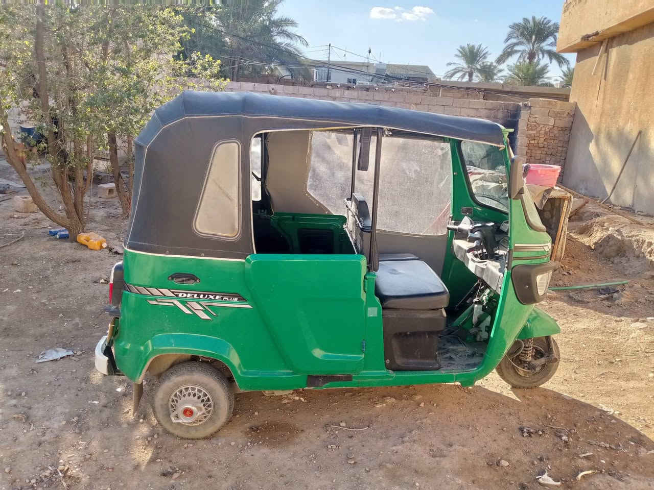 السلام عليكم تكتك TVS للبيع مكفوله من البرغي للبرغي
موديل 22 شهر 6
رقم بغداد عربي
 سعر 8700 وبيه مجال حك جية
تواصل خاص فقط او تواصل 
رقم واتساب ‏‪***********‬‏
