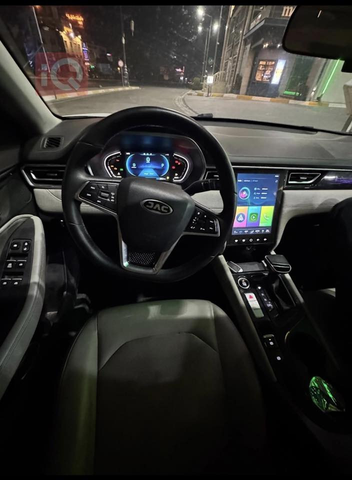 سياره جاك للبيع سعر 80 سياره بيهاا بس 3 قطع اما باقي وظع شريكه كفاله مكان كركوك  ***********
