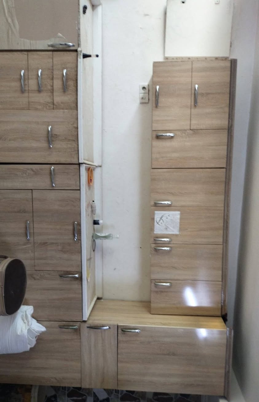 كاونتر للبيع بسعر مناسب شغل ايد نجار الي ايريد خلي يتصل بالرقم 
‏‪0770 660 5291‬‏
