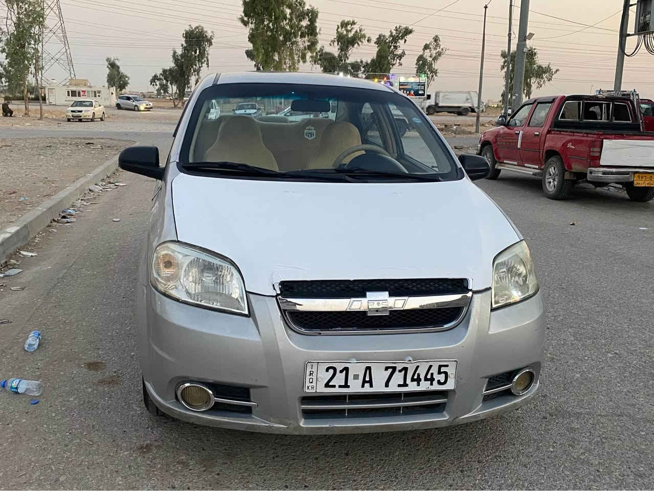 aveo 2009
اڤیۆ سلڤر ناو زەرد مەکینە گەورە گێر عادی
گێر و مەکینە بە شەرت
چوار پارچە و بستێکی بۆیاغە قنجێکی پێشی هەیە زۆر کەم
پشت کەپس
مەکینەی تازە گۆراوە نوێ بە شەرت بێ سەرف بێ بوخار چرکەی تێدا نیە 
شاشە ئایپاد
ناو زەرد
نەرمە تەزرەی هەیە کەم 
سەنەوی و هەزە نوێ بە شەرتی بە ناو کردن
بە ناوی خۆمە سەیارەکە ئی معرز نیە 
*********** شوێن هەولێر
سعری 52 مەجالێکی برایانە أربيل, العراق
