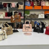 اخر قطع للبيع عليهن تخفيض للحجز واتس 07765758962