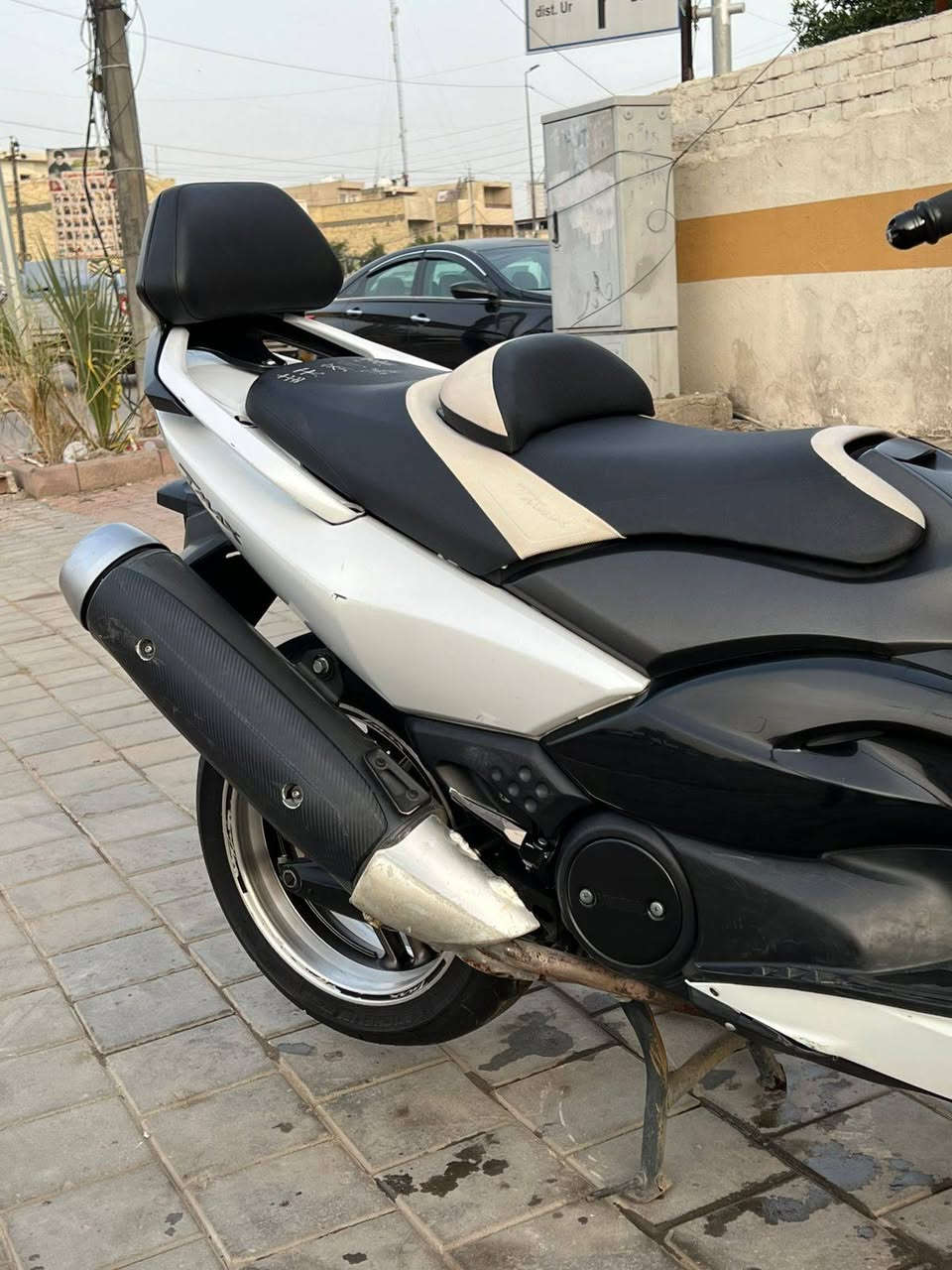 السلام عليكم 
دراجه تي ماكس 2011 ياباني مكفوله كفاله عامه السعر 37وبيها مجال شراي يتصل بالرقم ***********
