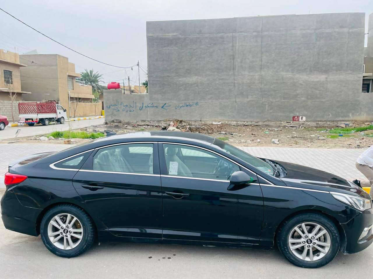 سوناتا 2017 اسود شذري 3قطع صبغ بدون داخل سونار بلمنشور مواصفات عاديه رقم جديد مكينه 2400ممفتوح شرط جاهزه من كولشي مكينه كير حداده تبريد نضيفه لاشخوط ولادحجات السعر 115وبيها مجال بسيط مكاني كربلاء ***********
