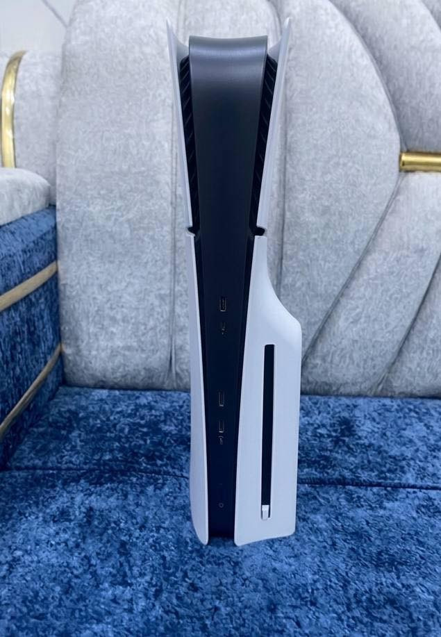 جهاز ps5 سليم مع قارئ أقراص وكامل الملحقات
متوفر جهاز PS5 سليم نظيف أخو الجديد وقابل للتهكير مساحة تيرا كامل الملحقات موجودة  مامفتوح وماداخل صيانة ويحتوي الجهاز على حساب يحتوي على 30 لعبة السعر 800 وقابل للتفاوض إن شاء الله توصيل موجود عنواني ميسان التواصل واتساب 

***********
