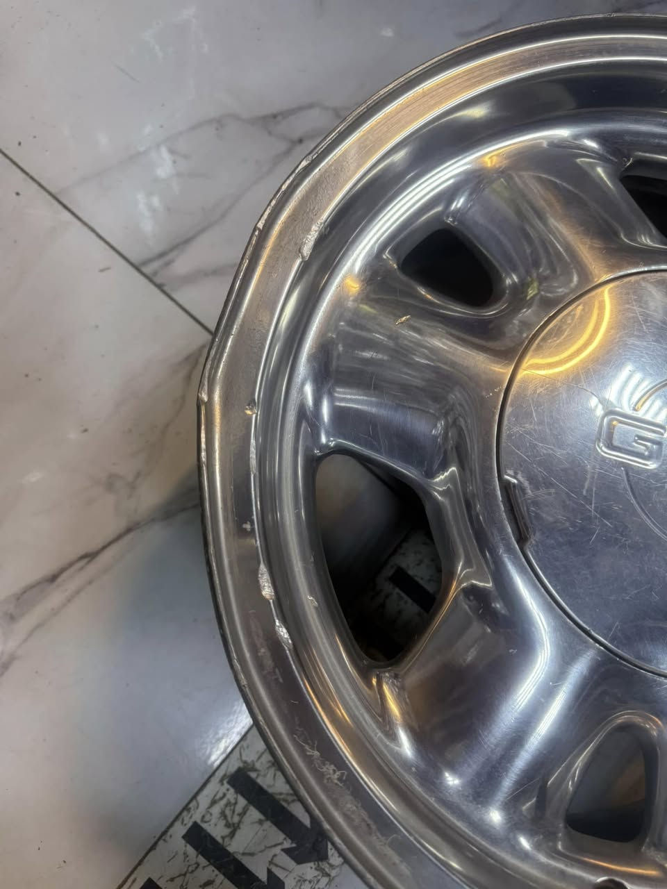 سلام عليكم ويل الفينيه 6 برغي 275 ✅ رقم الهاتف ***********☎️
