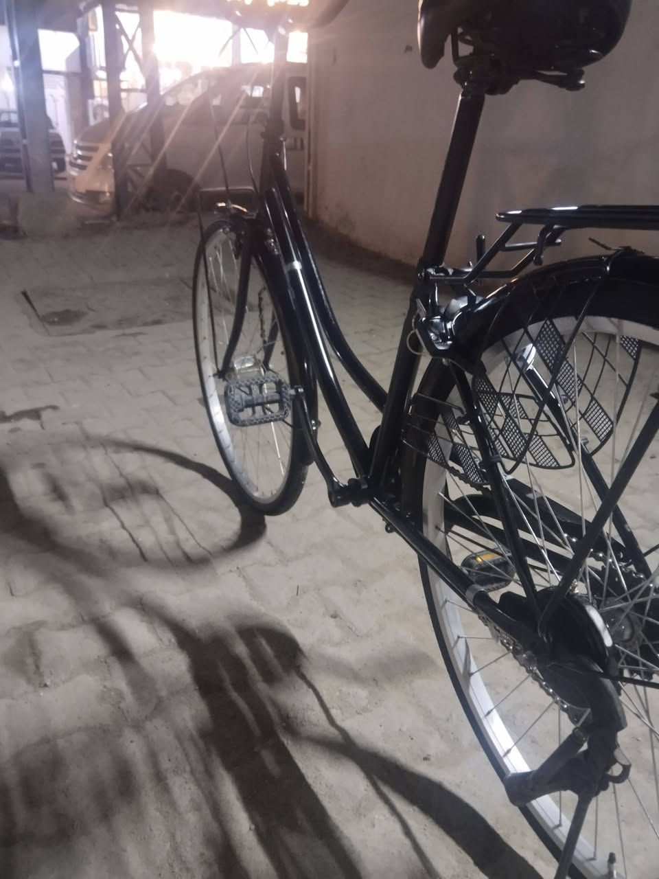 السلام عليكم اخوان عندي بايسكل للبيع او مراوس موديل 20 السعر هوة وغراضة 140وبي مجال 
بلا غراض 125
والاستفسارات الخاص مفتوح حلة مرور 24ساعة 
وهاذة رقمي ***********
