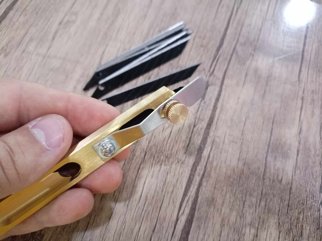 باركود: 013021458
كتر موس خاص للاعمال جلود كتر مصنوع من برص جودة جدا علية كتر وتحديد قياس قص مع بليت موس احطياط  10 قطع 
سعر: 14 الف


**إذا كنت صاحب هذا الإعلان وتريد حذفه لأي سبب، رجاءا أرسل رسالة إلى الدعم الفني**