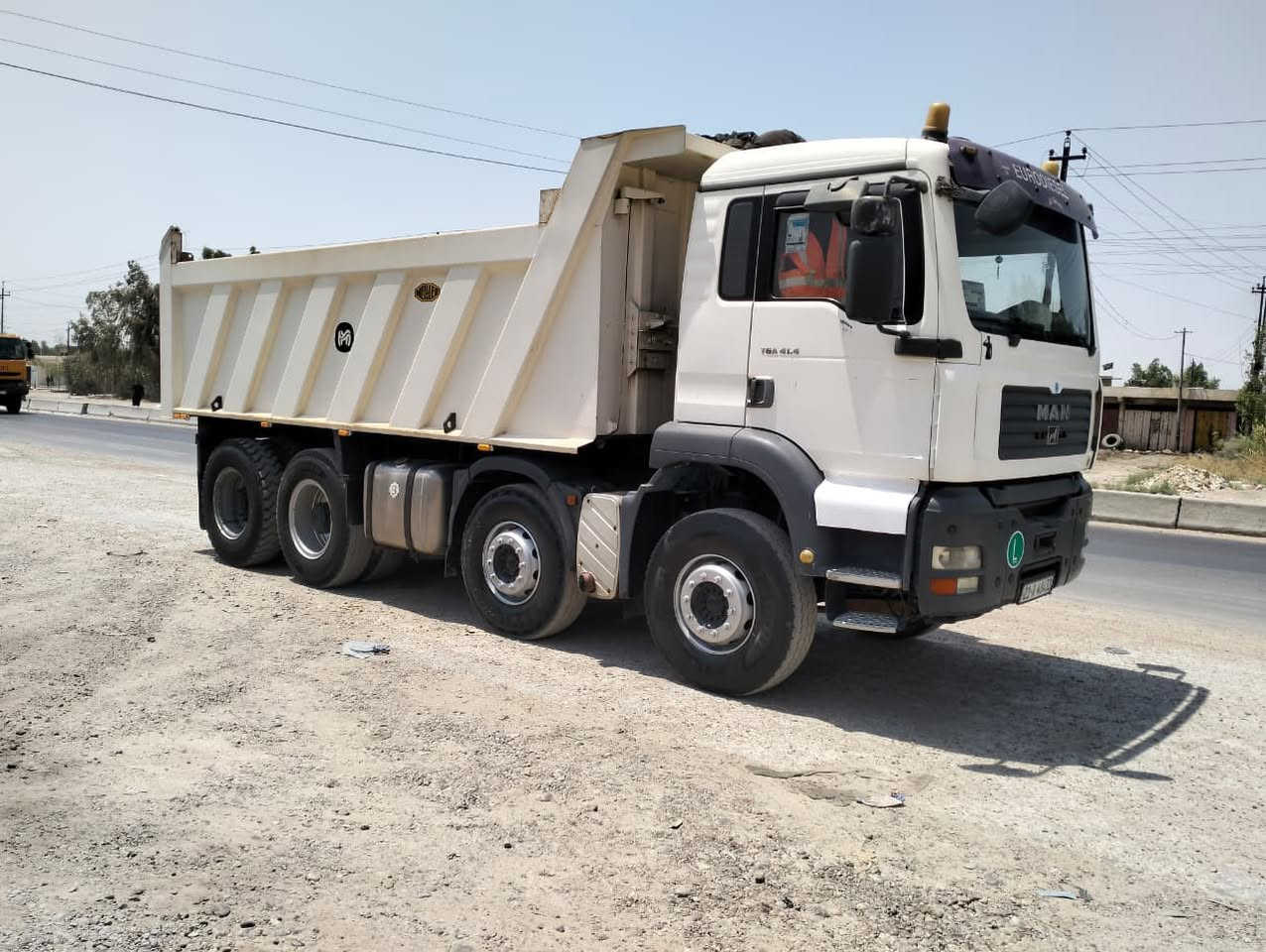 مان موديل 2004 مكينه 460 كير181 شاصي عالي 41 مكفول مجموعه جيف ام الربل￼الاستفسار على هذه الرقم ***********
