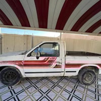 نيسان بيكم • موديل ١٩٩٠ • الانبار