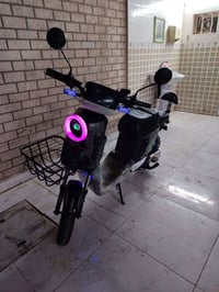 دراجة شحن ار9 • مديل 2026 • بطارية 32 أمبير