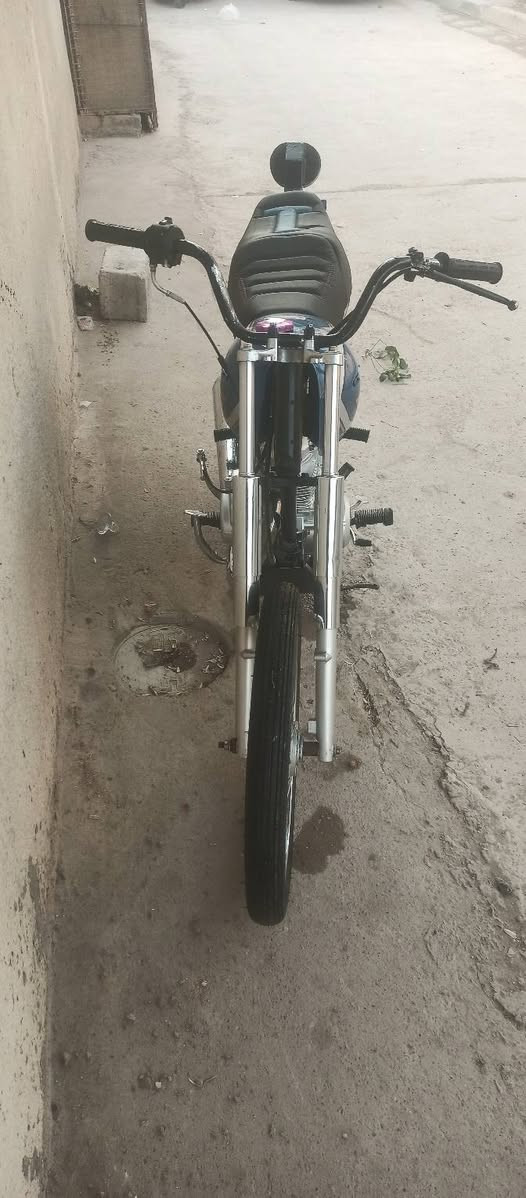 سلام عليكم 
دراجه نامه متياززز جديد مكينه عل سحك 
برغي ما فتوح شرط جديد 
مكاني فلكت سالمان باك قرب بسمايه 
سعر 600 بيه مجال


**إذا كنت صاحب هذا الإعلان وتريد حذفه لأي سبب، رجاءا أرسل رسالة إلى الدعم الفني**