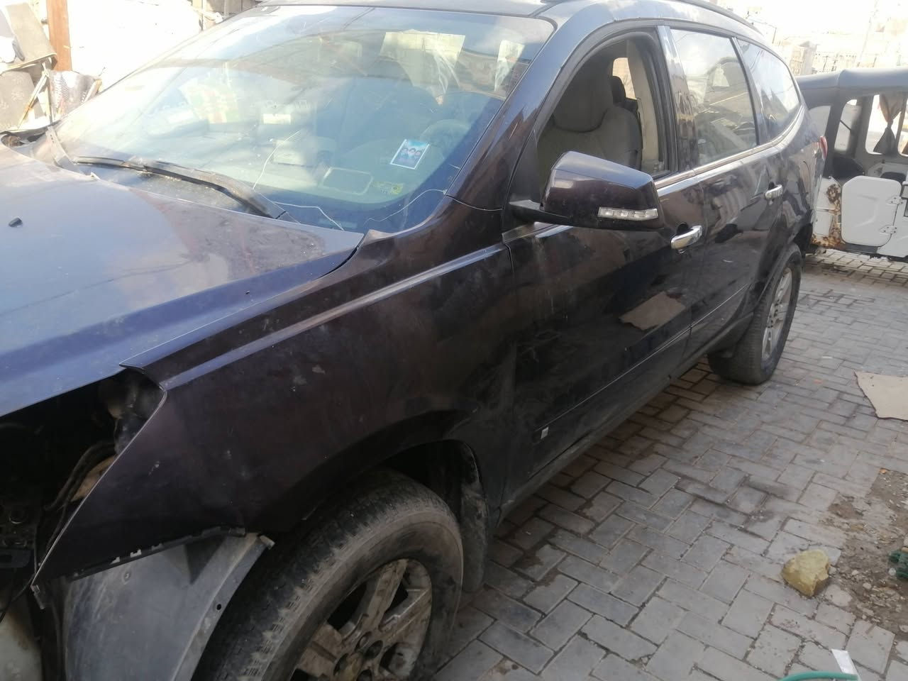 سياره شوفليت للبيع قاطعه نار فقط مكينه وكير جدي رقم بغداد بدون صربه وصبغ  *********** للعلم وليريد مكينه وكير عادي للبيع
