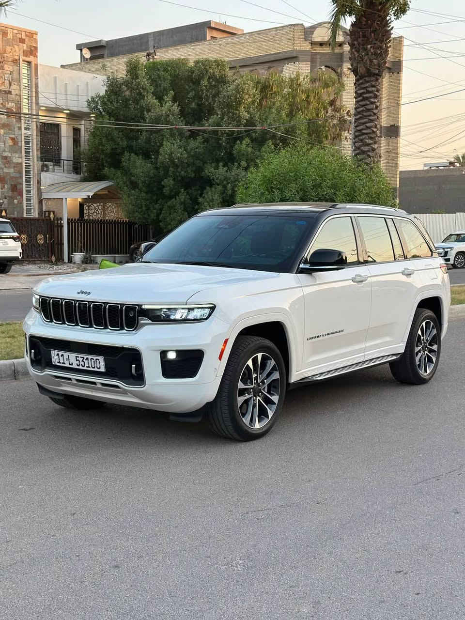 سلام عليكم جيب اوفر لاند  مديل 2023 خليجي وكالة هارلم 

ماشية (41 الف كم ) فول مواصفات Vip  1/1 السيارة مغلفةppf

من هية زيرو ما بيها نقص برغي مكفولة كفالة عامة  

مكان السيارة بغداد السيدية. 

السعر : 41 الف دولار يعني 4 شدات او 10 ورقات وبيها مجال 

لاستفسار : ***********

