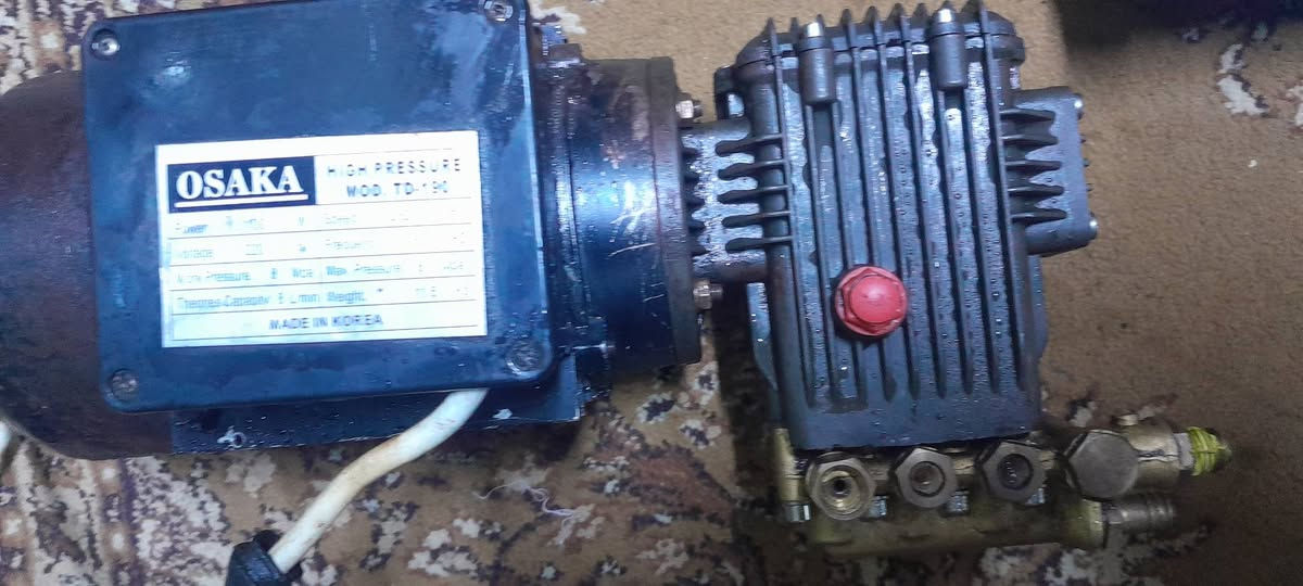 سعره ٦٠٠ الف كلهن ***********
