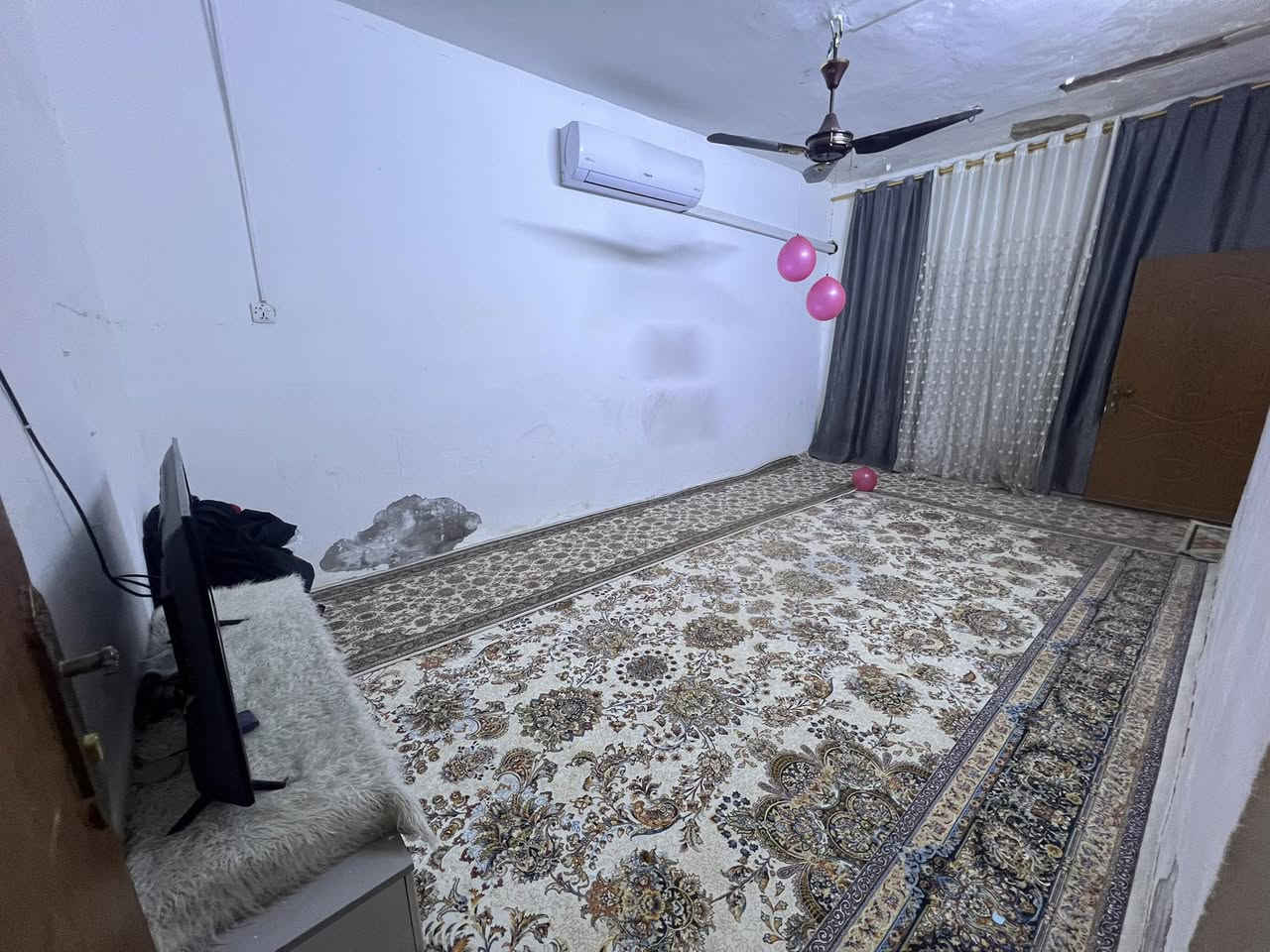 بيت للبيع
بيت للبيع نهروان بلالفين شارع المحكمه قريب جداً ع الشارع العام المساحه 100 متر طابو صرف متكون من غرفه او استقبال او مطبخ او منور اوصحيات او ممر وبسعر مناسب طابق واحد
للاستفسار***********.
