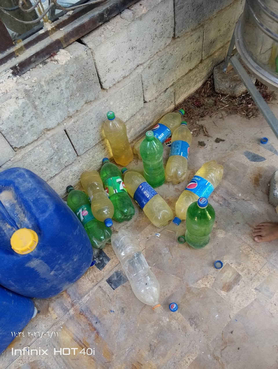 السلام عليكم شباب رحمه الوالديكم يوجد لدينا بانزين للبيع سعر الجلكان ١٦الف أتصل وتدلل ***********
