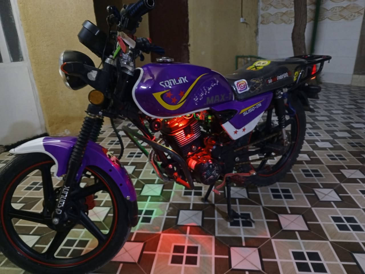 سلام عليكم
شاينك ماكس موديل2025 دراجه جديده ونضيفه مامتعوبه اوراق اصولي كورتونيه وحده فقط كله شغال كهربائيات شغال محرك ماممدود عليه سبانه السعر800وبي مجال للشراي 👈🏻عنوان ديالى ابو صيدا 👉🏻واذا مو شراي لتنطي سعر من يمك خاص موجود ☑️


**إذا كنت صاحب هذا الإعلان وتريد حذفه لأي سبب، رجاءا أرسل رسالة إلى الدعم الفني**