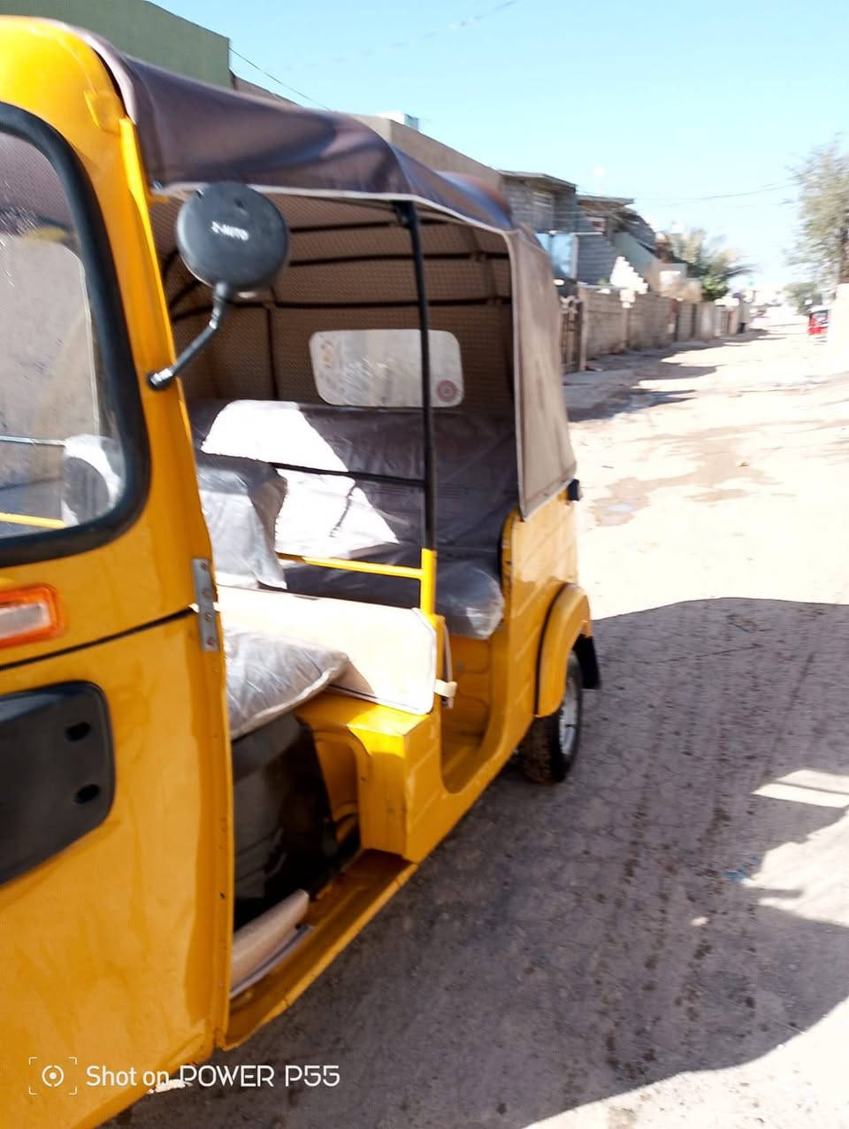 السلام عليكم تيك توك للبيع بلاديه موديل 19 شهر 12 رقم بغداد السعر ٦٥٠٠ وبيها مجال ***********
