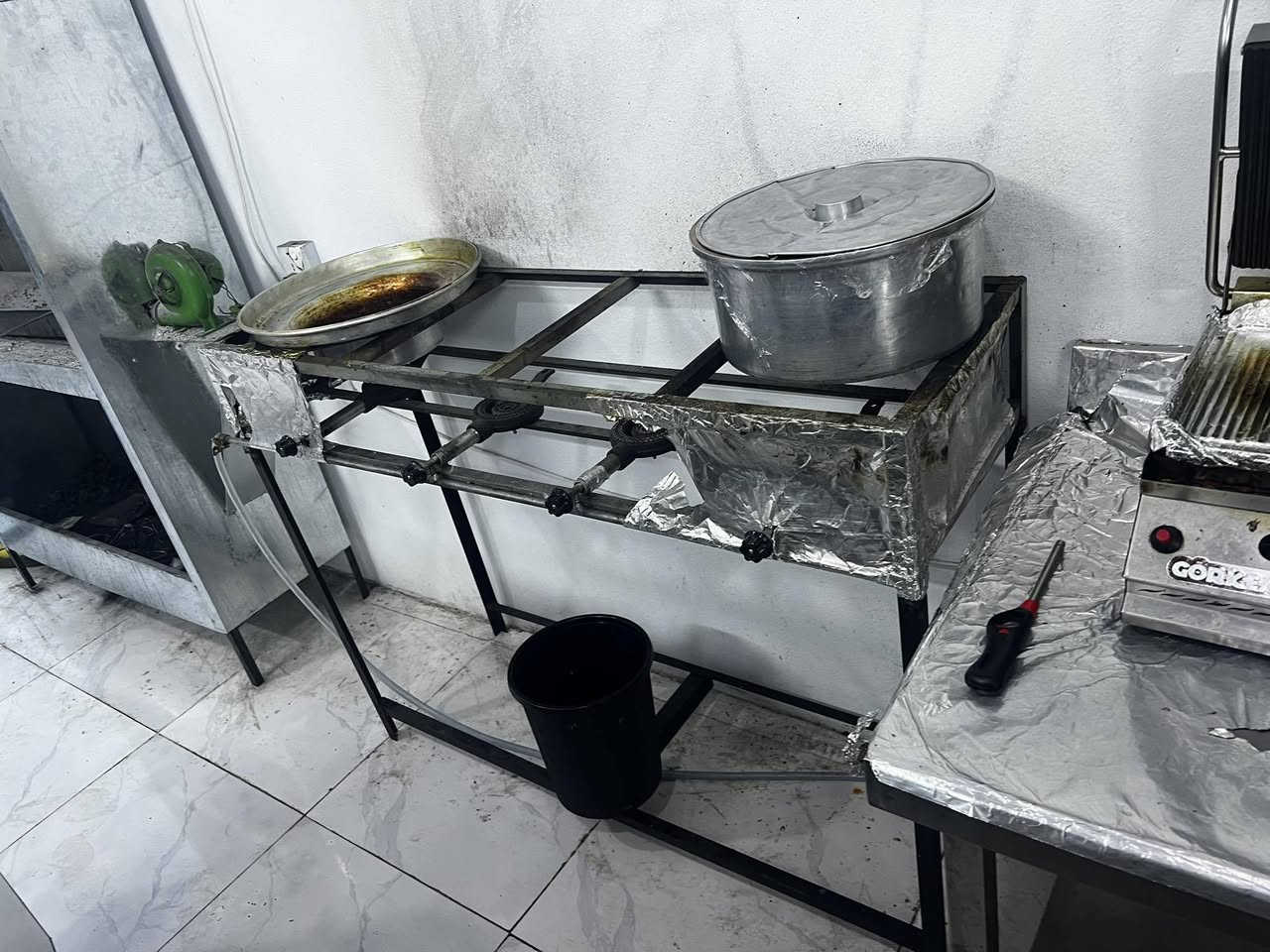 ئەشیای کاملی مەتعەم هەمو پیکەوە ئەفرۆشرێ 
هەولێر.بەردەرەش


**إذا كنت صاحب هذا الإعلان وتريد حذفه لأي سبب، رجاءا أرسل رسالة إلى الدعم الفني**