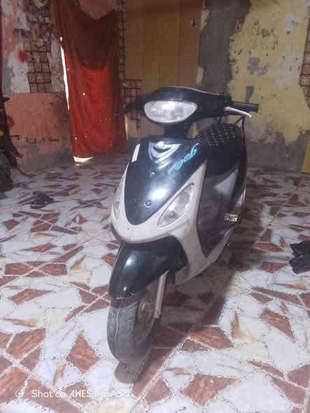 دراجه فول ملاح العنوان معقل ضرب باب الحاره المحرك ما مفتوح بيها طخه خفيفه السعر 750 مراوس درهم بوليسي منغولي بوليسي *********** شط العرب
