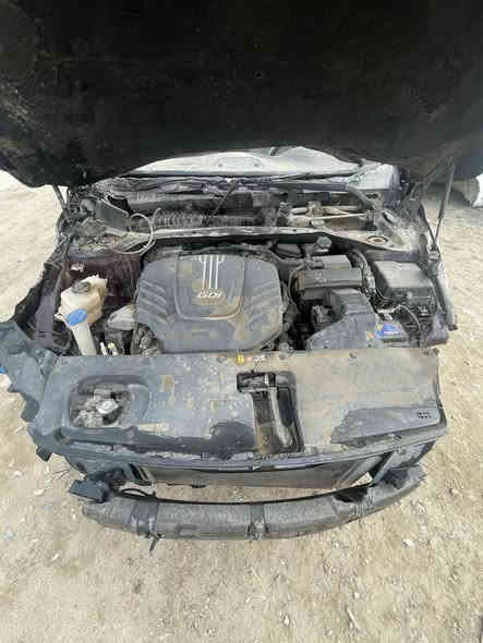 يالله سلام عليكم للبيع سورنتو موديل 2016 رقم بغداد تحويل مباشر مكان السياره بغداد ابيع على حادثهه مكينه سته سلندر شغاله وتمشي سبعه راكب ٣قطع تبريد فول للخير السعر ٧٧وبيهه مجال اتصل وادلل ***********
