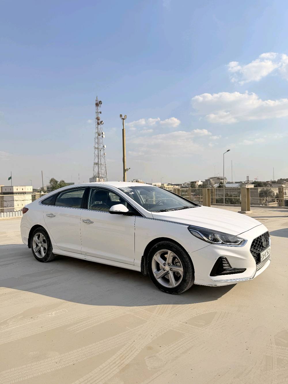 الديوانية
قطعتين مصبوغة 
موديل 21
بصمة ترحيب مري شفط 
شاشه تحكم قيادة حساسات خلفية
غاز خط واحد 