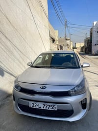 ريو 2020 محرك 1600 دوش  شاشة كار بلي وكاميرا وتحكمات وتبريد ثلج وباقي ...