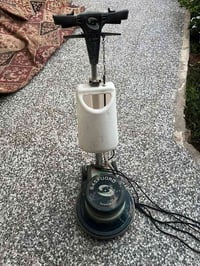 جلاية للبيع  07815192537