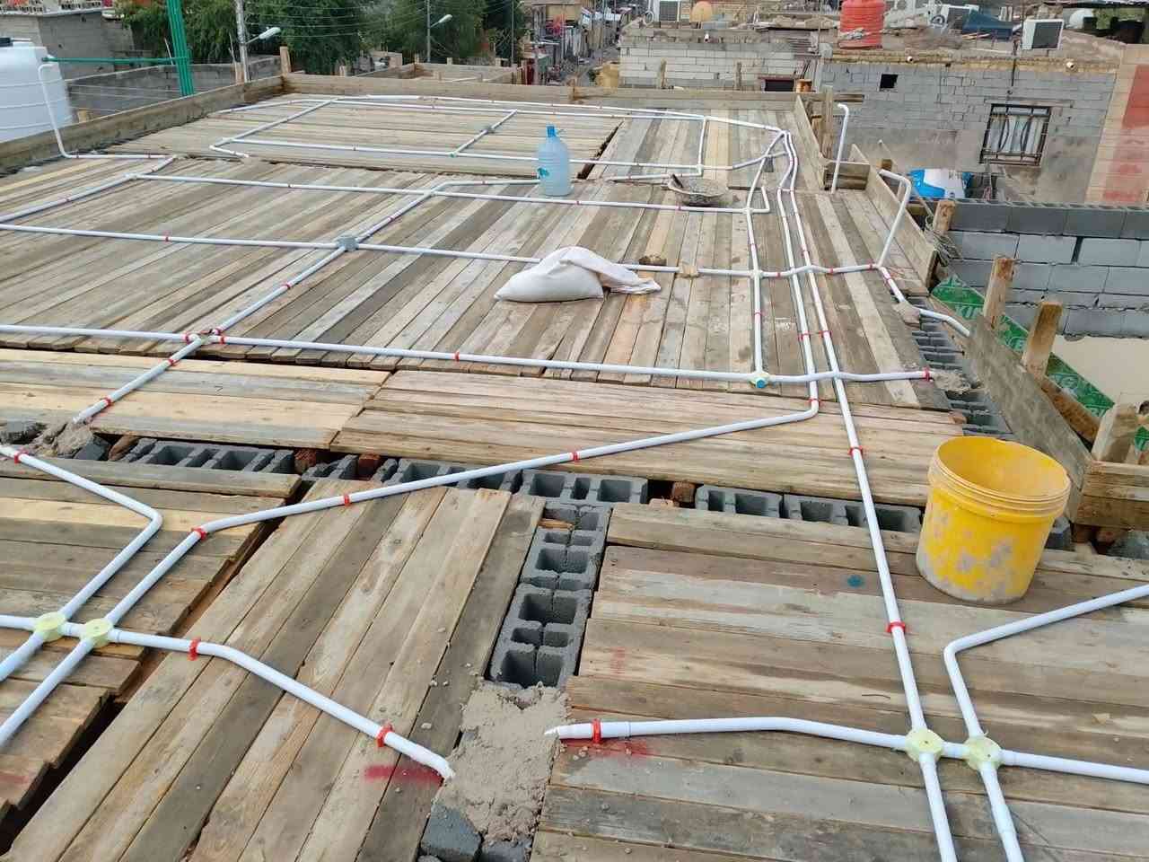 نشر سقف البصره الحيانيه 
طريقة عملي 
حفر كوسرة 
سحب واير بدون اي جوين 
ربط نقاط مع كبس بوتلس جميع النقاط 
***********
