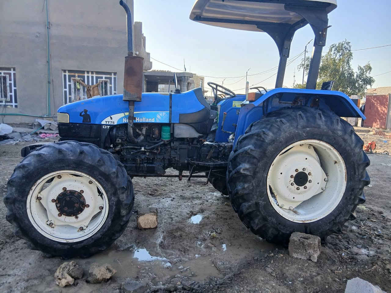 للبيع
حجم 75 
كفاله عامه 
***********
