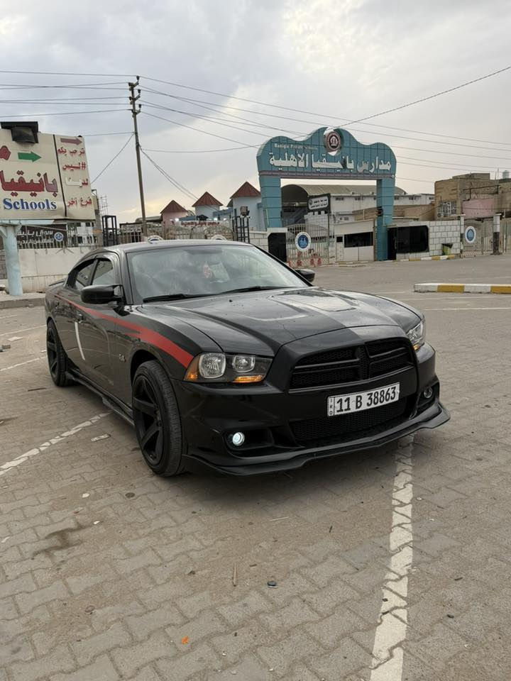 السلام عليكم
جارجر مديل  2013 كلين تايتل  مابيها قطره صبغ 

مكينه ارتي 5700 

سياره فول عده الفتحه 

متعوب عليها وجاهزه من كلشي كزوز 

حداديه تخم تاير صار سبوع من شديته 

ويل نجمه ابو الخسفه القويه 

ماشيه 190 حقيقي 

مامشتغله خط وهل أمور 

مكاني نجف حي السلام 

السعر 153 

***********
