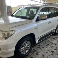 لاند گروز 2011 ستينية   رقم بغداد نگليزي تحويل بأسم المشتري   سيارة جد...