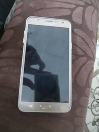 جهاز نوع جي7 جهاز جديد جدآ مابيه اي عطل اريده 45 بيه مجال بسيط 0773435...