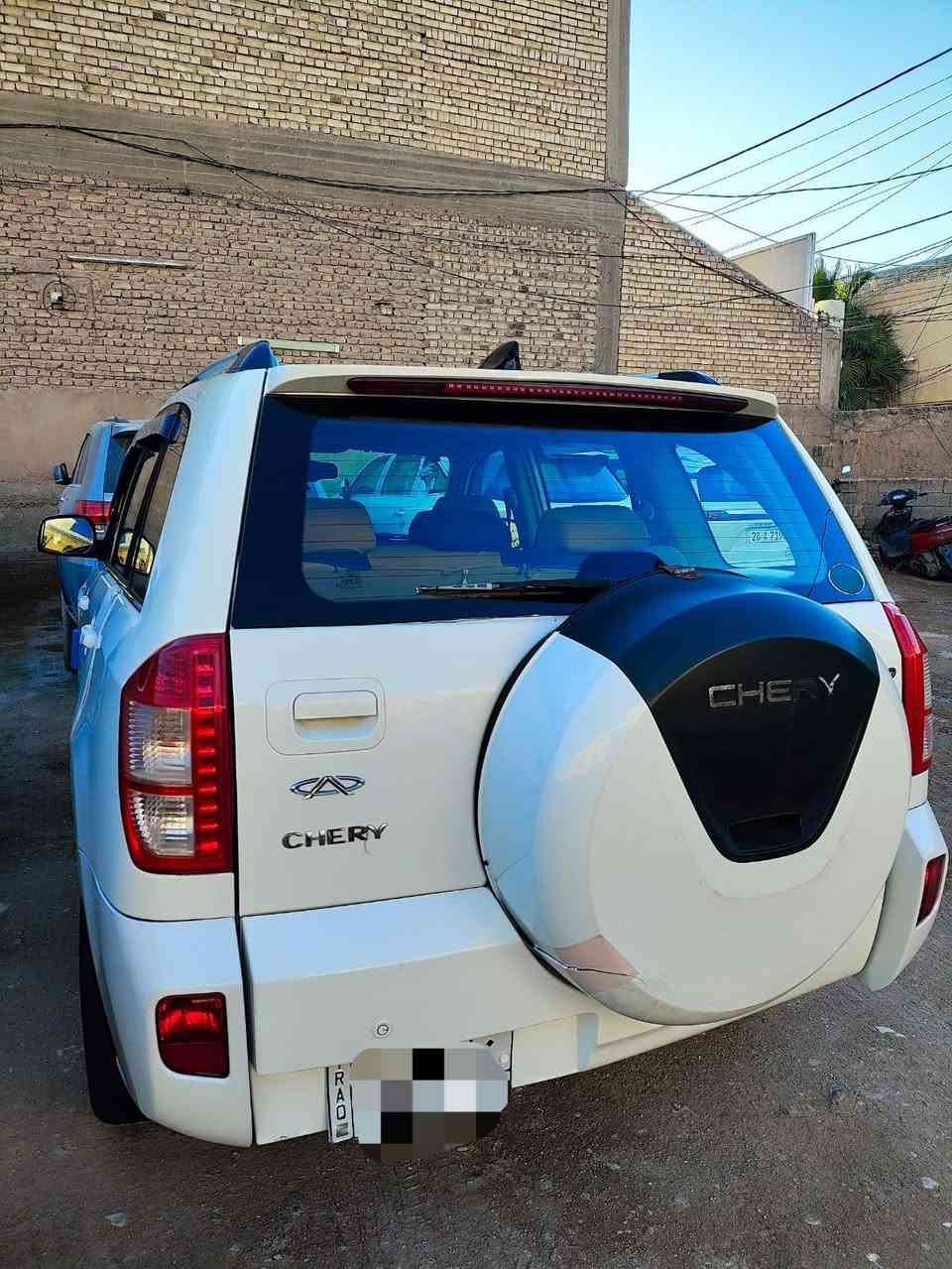 السيارة شيري تيكو موديل 2013 كير كهربائي
كير محرك تبريد كلة شرط وجديد
السيارة بي صبغات بعد تصليح الخياسات 
السيارة جاهزة ماعايزة برغي 
شاشة وتاب بنفس الوقت كامرة دوارة ابعاد كاملة 180 درجة 
السيارة رقم قادسية بسمي سنوية 2026
السعر ٦٠ ومجال قليل 
الرقم *********** النجف, العراق
