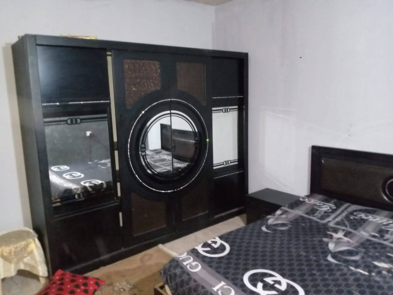 معرض البركه
يوجد غرفه سلايت نظيفه 250 الف ***********
كاني كرده شارع مستشفى شهيد جزى
