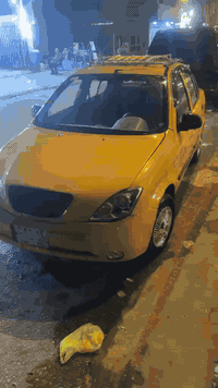 سلام عليكم طيبه البيع موديل 14 سياره جاهزة كير محرك مكفول حدايه جديد هيه وغرامات  مصفره السعر 32 وبيها مجال ***********
