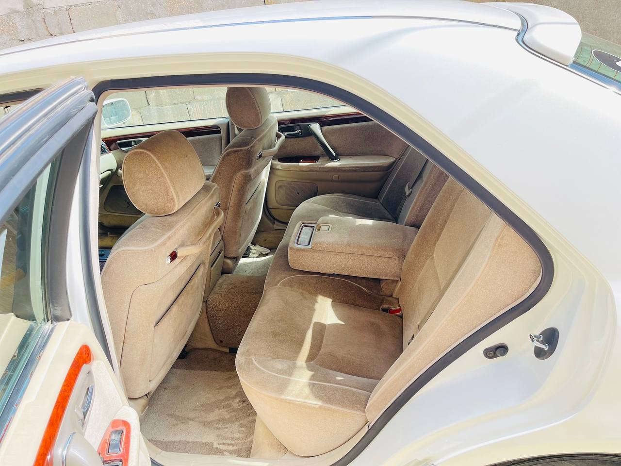 السلام عليكم
للبيع ملكه 2003 رقم كركوك رقم نكليزي 

السياره دكمتين ديفور الصغير 
محرك كير جدد تبريد وتجي تفحص وتاخذ مكاني ديوانيه سعر 125 مراوس رقمي ***********
