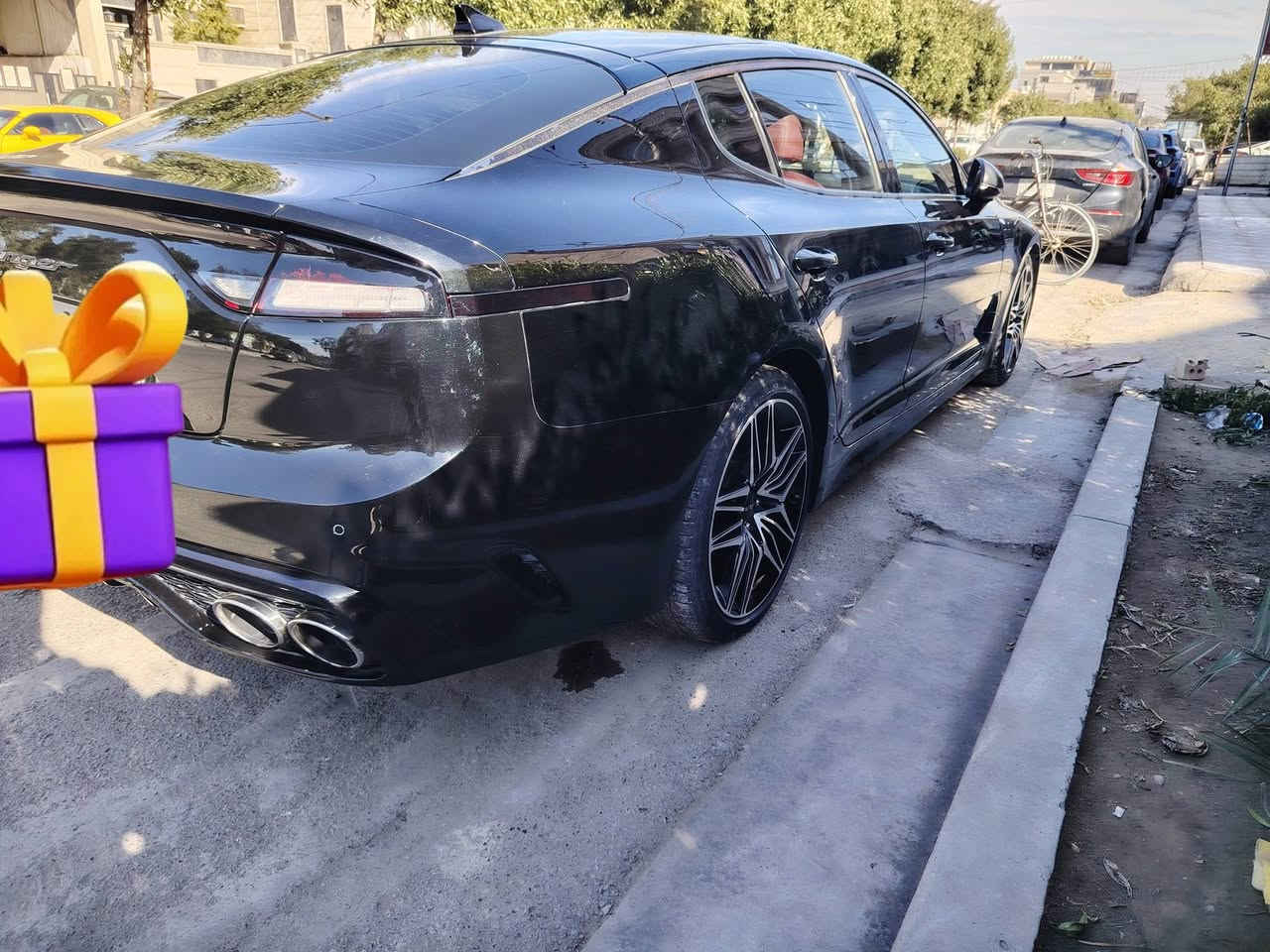 سلام عليكم بيبع او امراوس
كيا ستينكر 2022 Gt 
محرك 6 سلندر تون تيربو 
سياره فول اعلى شي بالستينكر 
داتو شو 
بصمة 
بنوراما 
كشنات تدفئه
مري قلاب + شفط 
لايت داينمك متحرك + زنون بلاد 
جنطة شفط 
صدر امامي + خلفي بالكارتون 
تخم تاير جديد 
بدون اي نقص جاهزة حته دهن مبدل 
رقم ابيل الدولي تحويل ثاني يوم شرط
السياره اكلين بدون حادث بس فتح براقي باب السايق
مكان سياره بغداد السيدية 
السعر 188
***********
