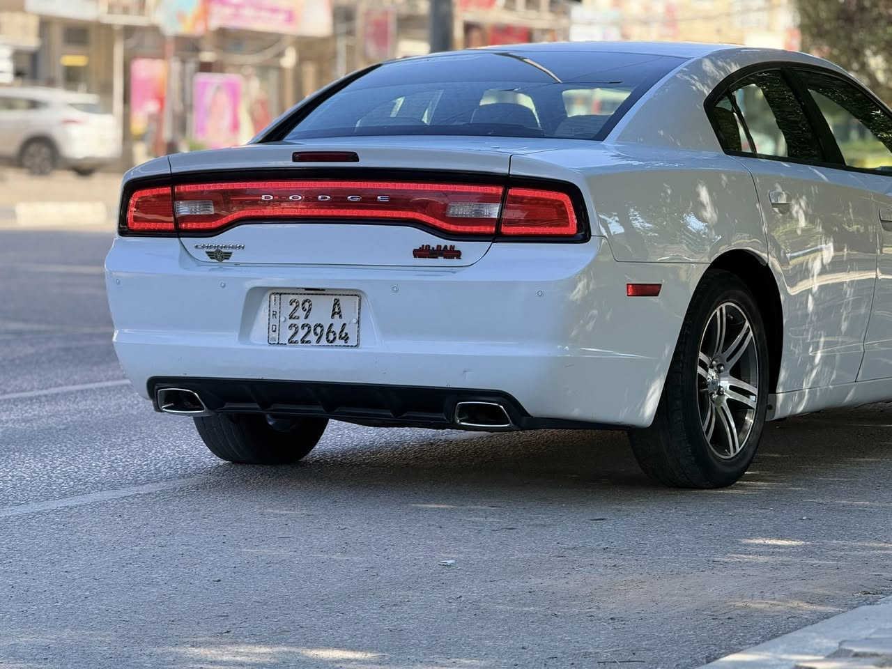 سلام عليكم البيع 

جارجر مديل 2013بيه بس بنيد وربع جاملغ بس بدون داخل شراط بدون يرباك والبقي كفاله عامه ضربه وصبغ وبارد ومحرك كير حداديه تبريد تخم تاير خير من الله السياره كلش كلش جديده ماشيه113الف حقيقي شرط اسبيره مانزل مامشتغله على الخط ابد السياره على وضع الشركه شرط كير طياره 8نمر شاشه جبير تشغيل عن بعد ويل كروم محرك 3600يعني 6اسلندر السياره بلعفيه على الياخذه ماشاءالله عليه كلش نضيفه داخل بيجي وصور هسه طكيتله رقم انكليزي بسمي تحويل مباشر السعر 155هاتف ***********موقع السياره كربلاء
