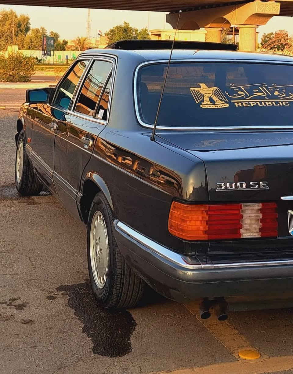 السلام عليكم
مارسدس جامبو باب قصير 
موديل 1989 بغداد دولي باسمي 
مكينه بلاد قبق اسود
تشگ الگاع شك 
اترايك وين ميعجبك  
كير ومكينه جدد خير من الله 
اريل كهرباء 
تبريد 
تخم تاير 
حداديه 70 %
سياره جدا نظيفه وخير من الله  
السعر 69 قفل 
***********
