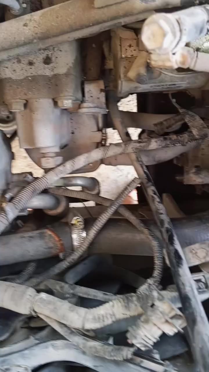 السلام عليكم ورحمه الله وبركاته من ضمن أعمال الصيانة تجفيت وصيانة وادامة المحركات الشيري القديم والحديث 
مع ضمان العمل الاستفسار الإتصال *********** العنوان الشعب شارع الأسواق المركزية
