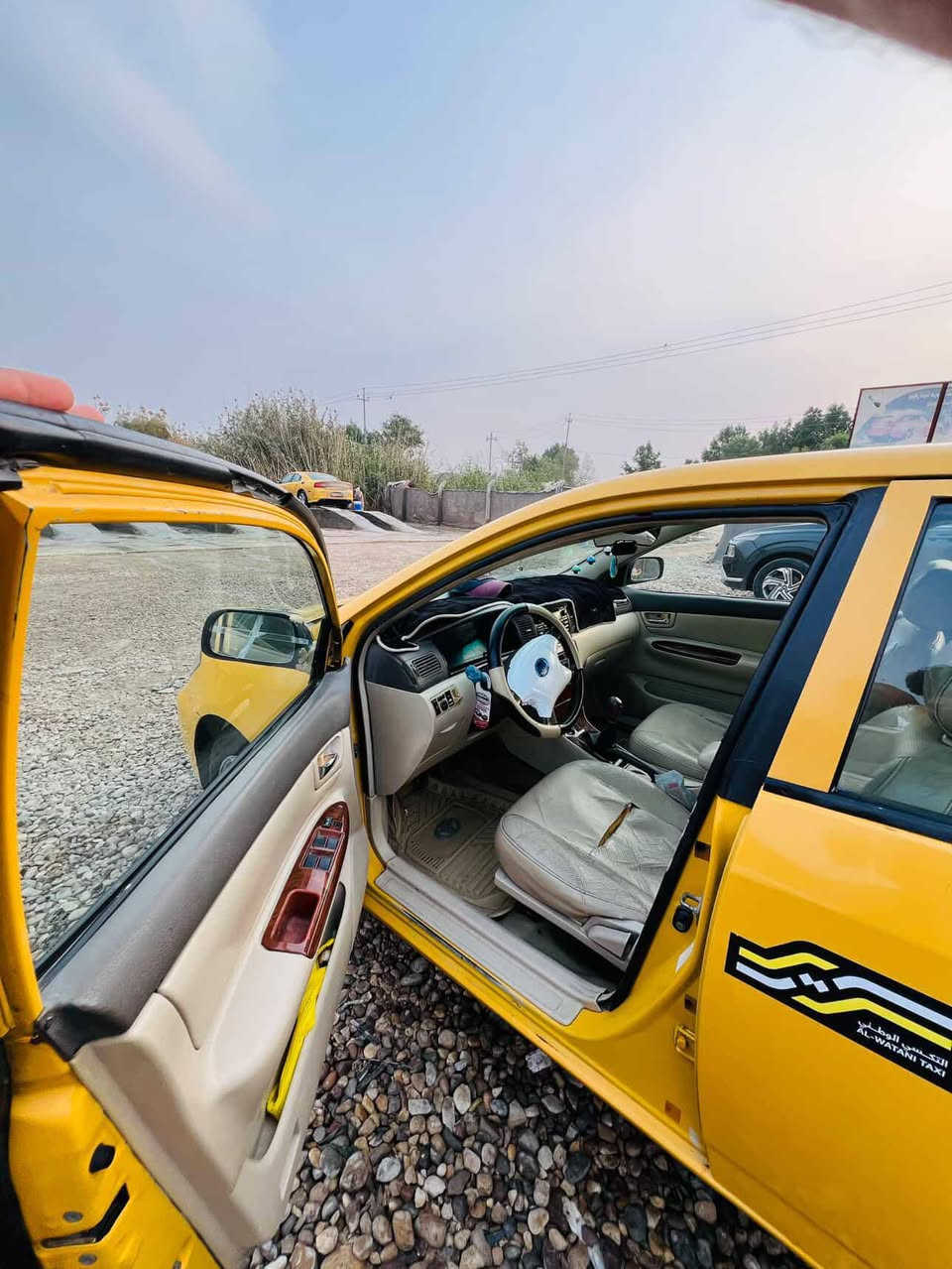 السلام عليكم سياره بي واي دي اف 3 موديل 2011 سياره جاهزه مكفوله مابيه ضربه سياره  ملكطه خياست ومصبوغه حزام مكينه وكير لانسر ياباني السعر 48وبيه مجال رقم ***********
