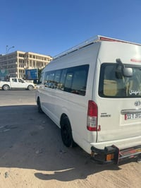 هايس 15 بيهه صبق قليل جاهزه سياره حداديه تخم تاير برجستون مصفره هيئه و...