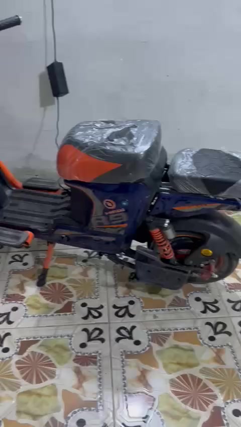 مروس بدرجه نظيفه شعدك نزل قبل يومين خذته مكاني جبايش ***********
