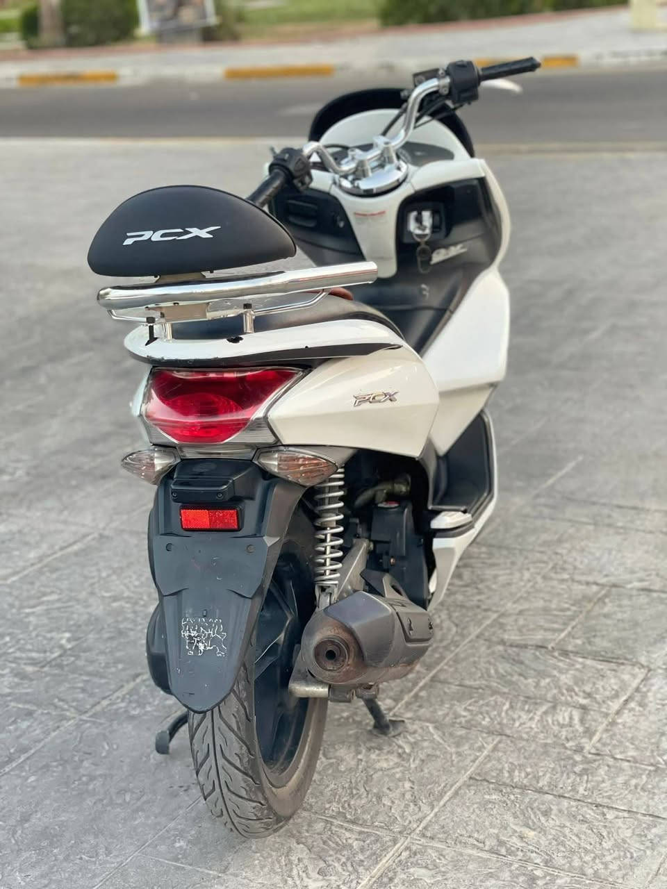 السلام عليكم
دراجة pcx مكفوله مكينه برغي مامفتوح بيه

 دراجه نضيف وجاهزه كفرات ابلاديه اصليه

 السعر مليون و450 وبيه مجال متوازي ع بيعته شراي راسني خاص ودلل

المكان كوت حي الجهاد


**إذا كنت صاحب هذا الإعلان وتريد حذفه لأي سبب، رجاءا أرسل رسالة إلى الدعم الفني**